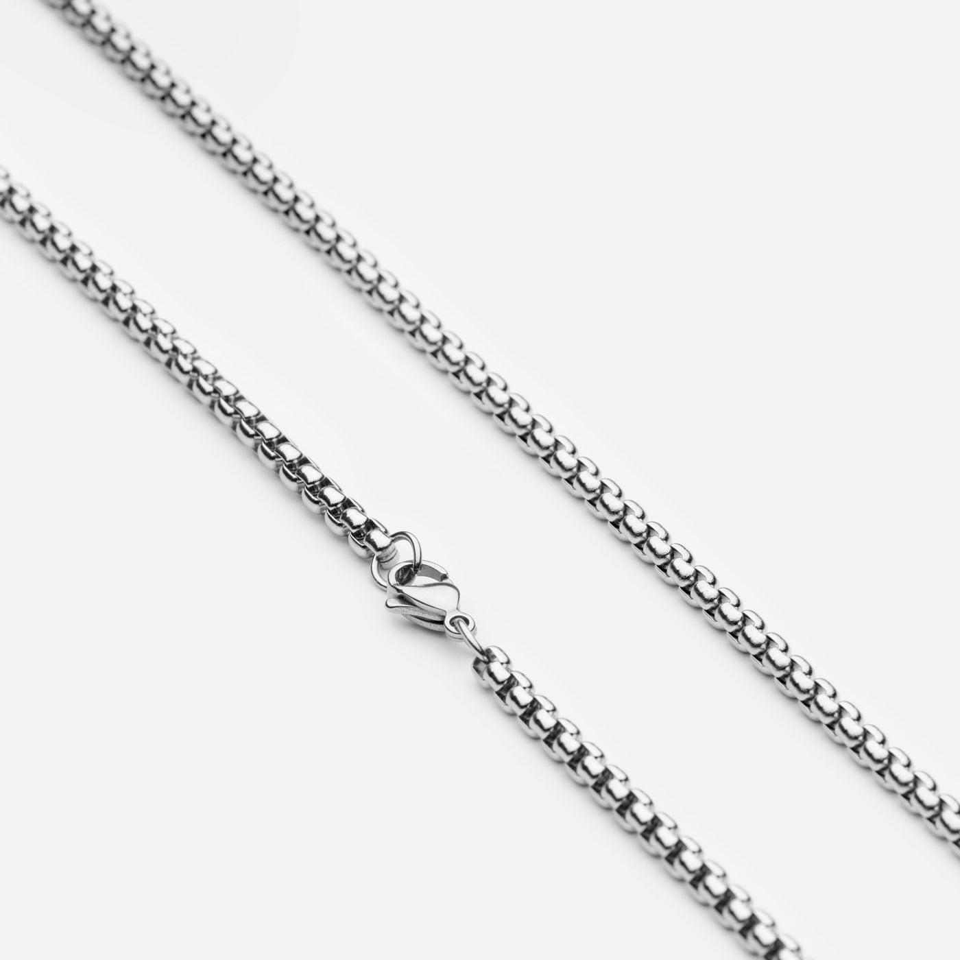 Stainless steel box chain with lobster clasp, crafted for Norse pendants and Viking necklaces with bold, durable design.